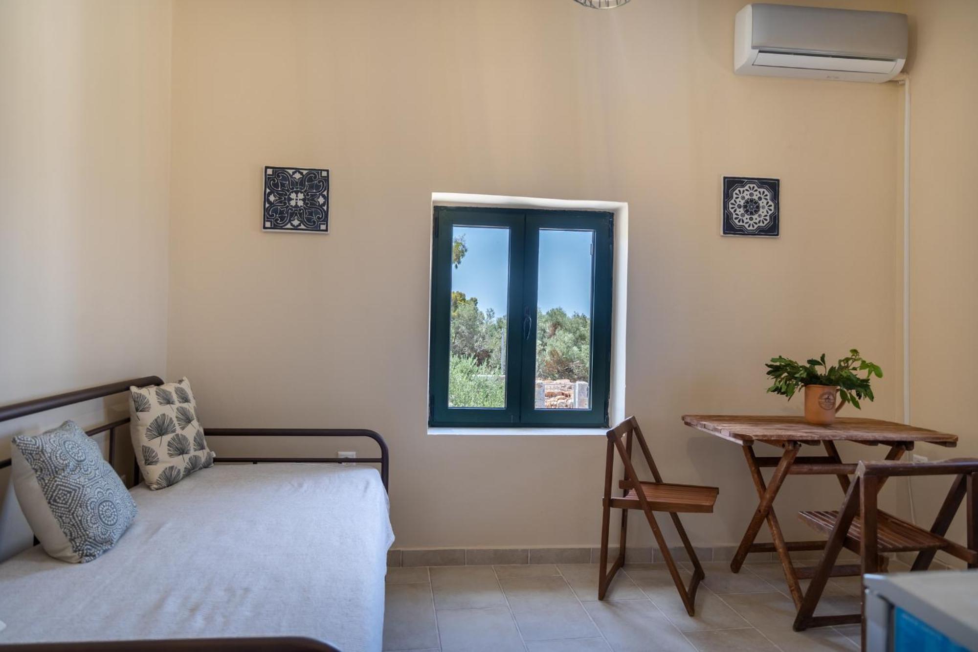 Mani Tsopakas Residences * Agia Varvara (Laconia)